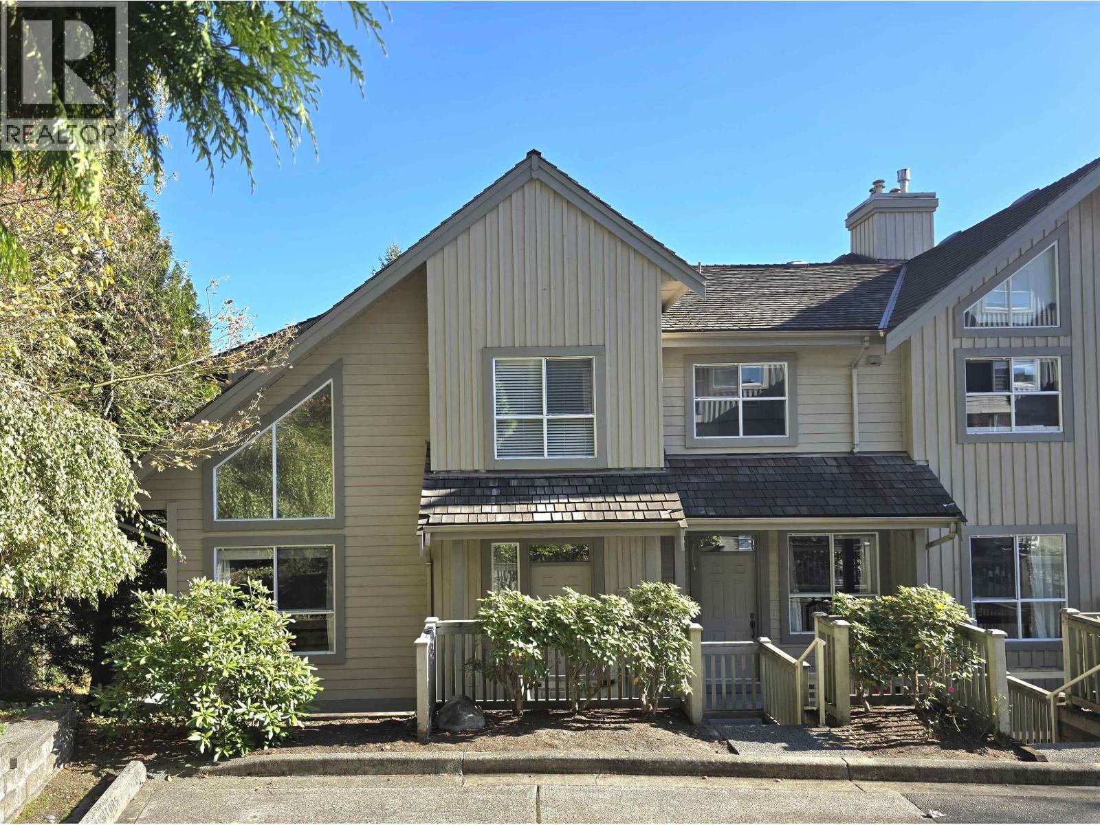 224 1465 Parkway Boulevard Property Photo 1