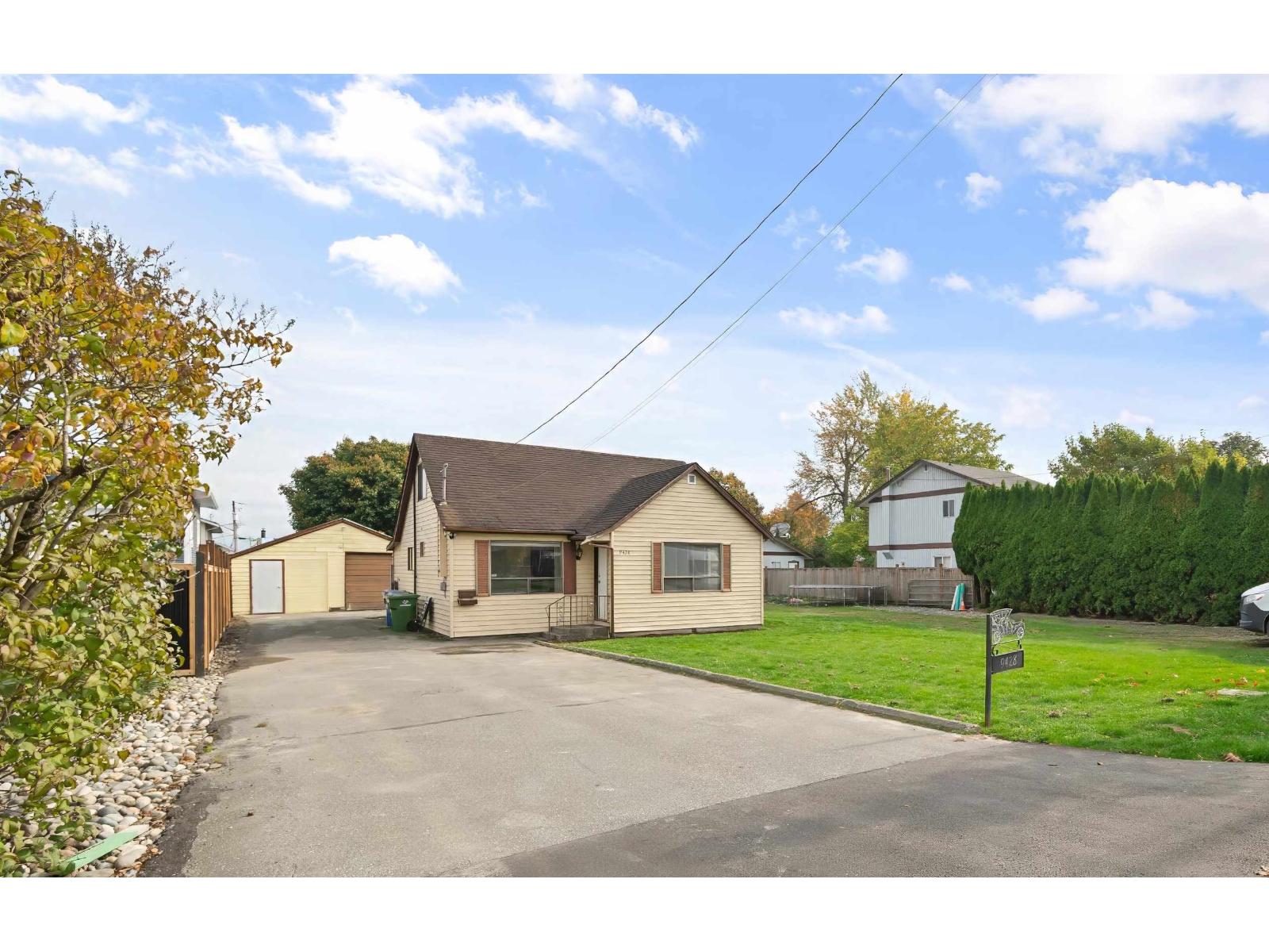 9428 MCNAUGHT Road Property Photo 1