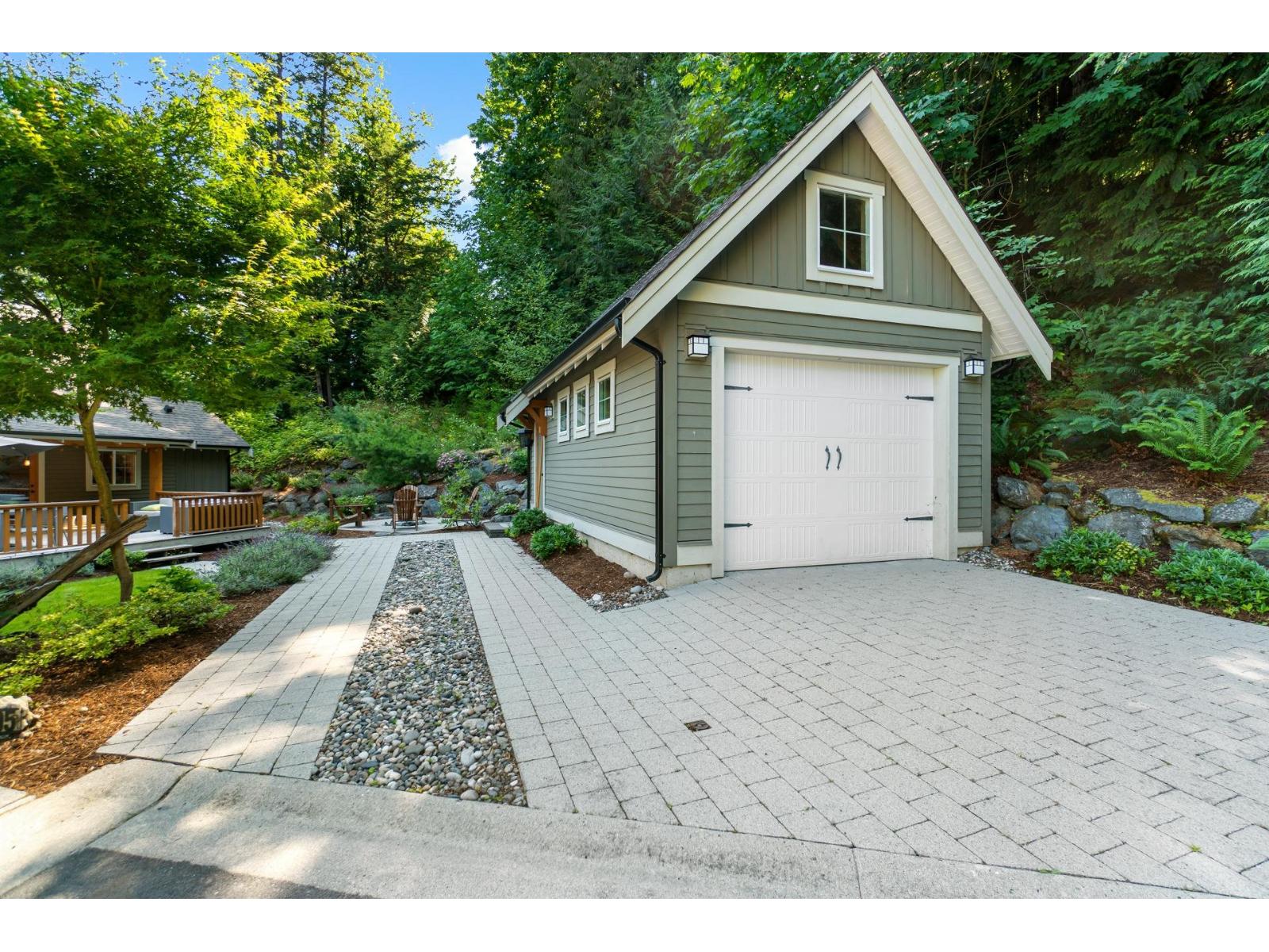 43505 Blue Grouse Lane Property Photo 25