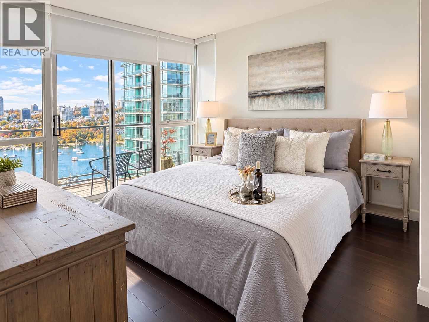 2501 1408 Strathmore Mews Property Photo 6
