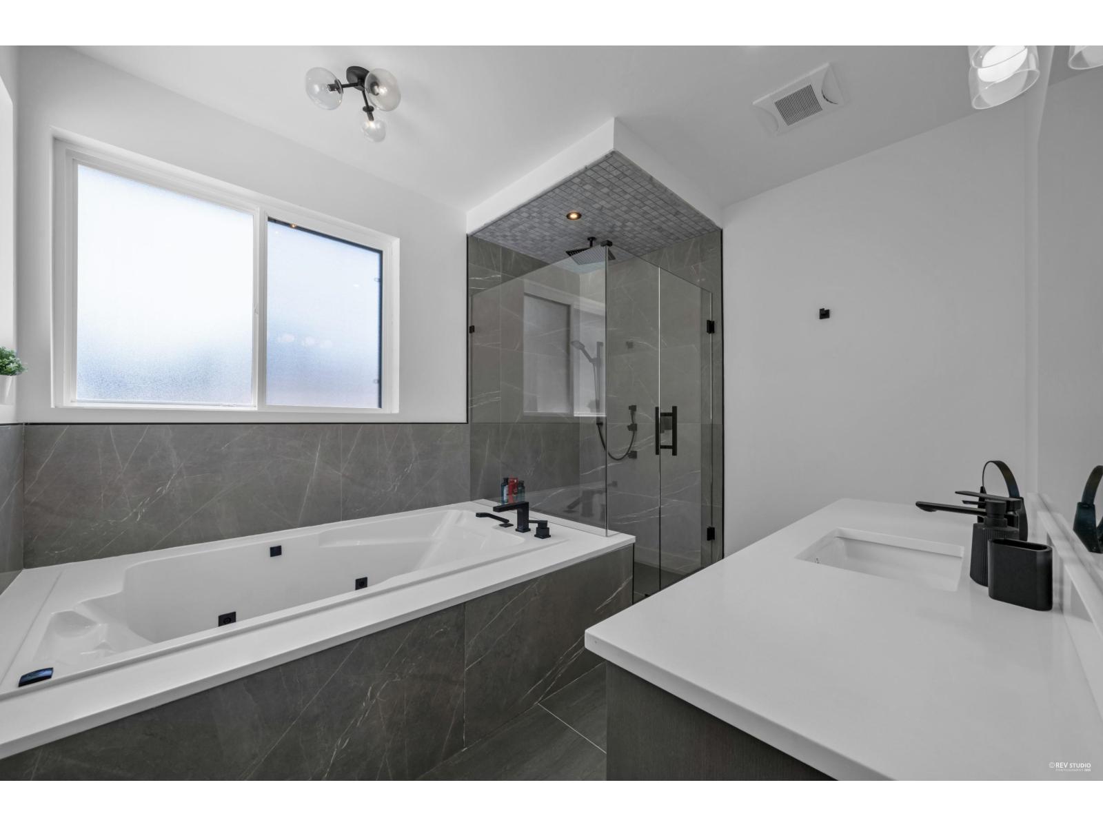 11344 River Road Property Photo 24