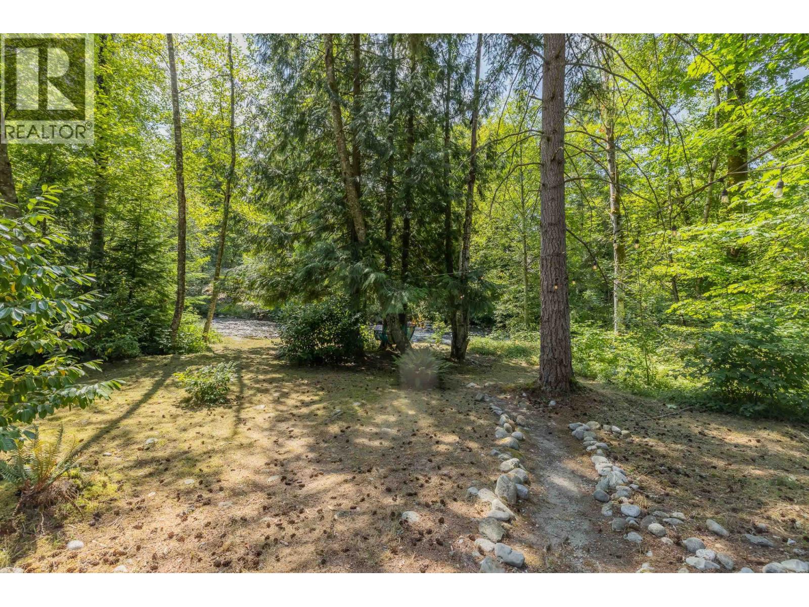 23942 Fern Crescent Property Photo 32