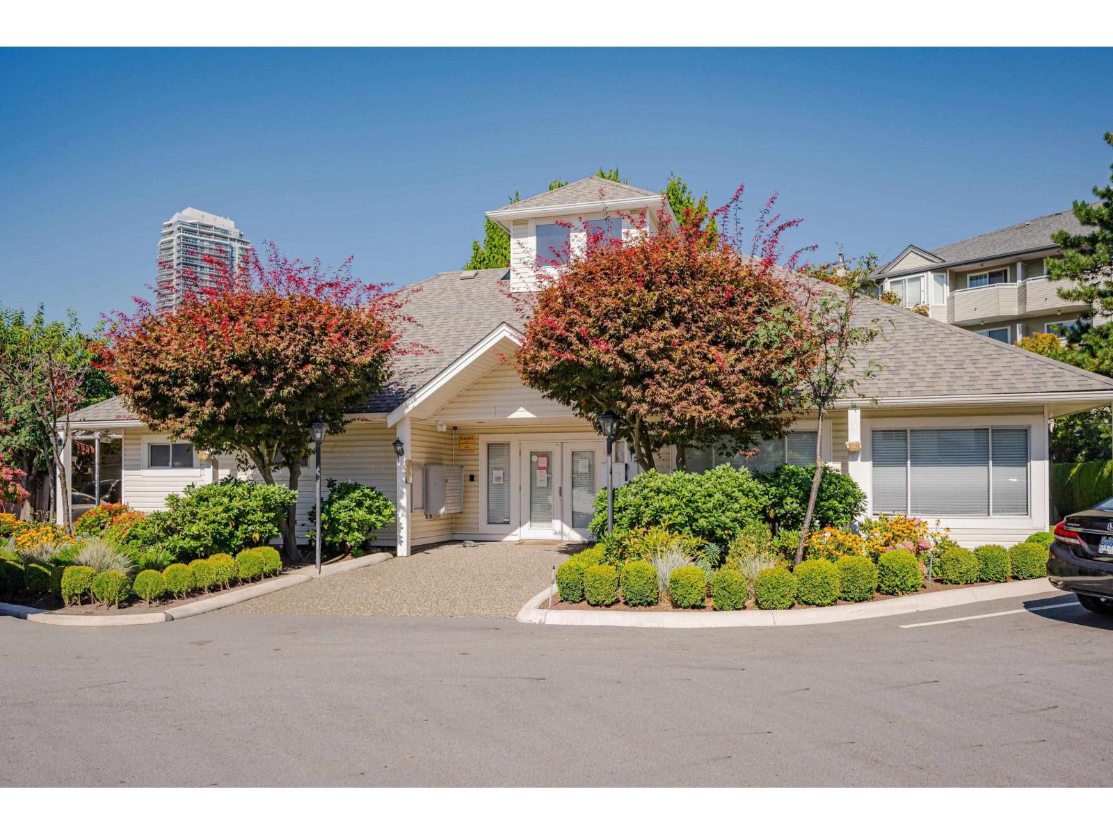 97 7955 122 Street Property Photo 2