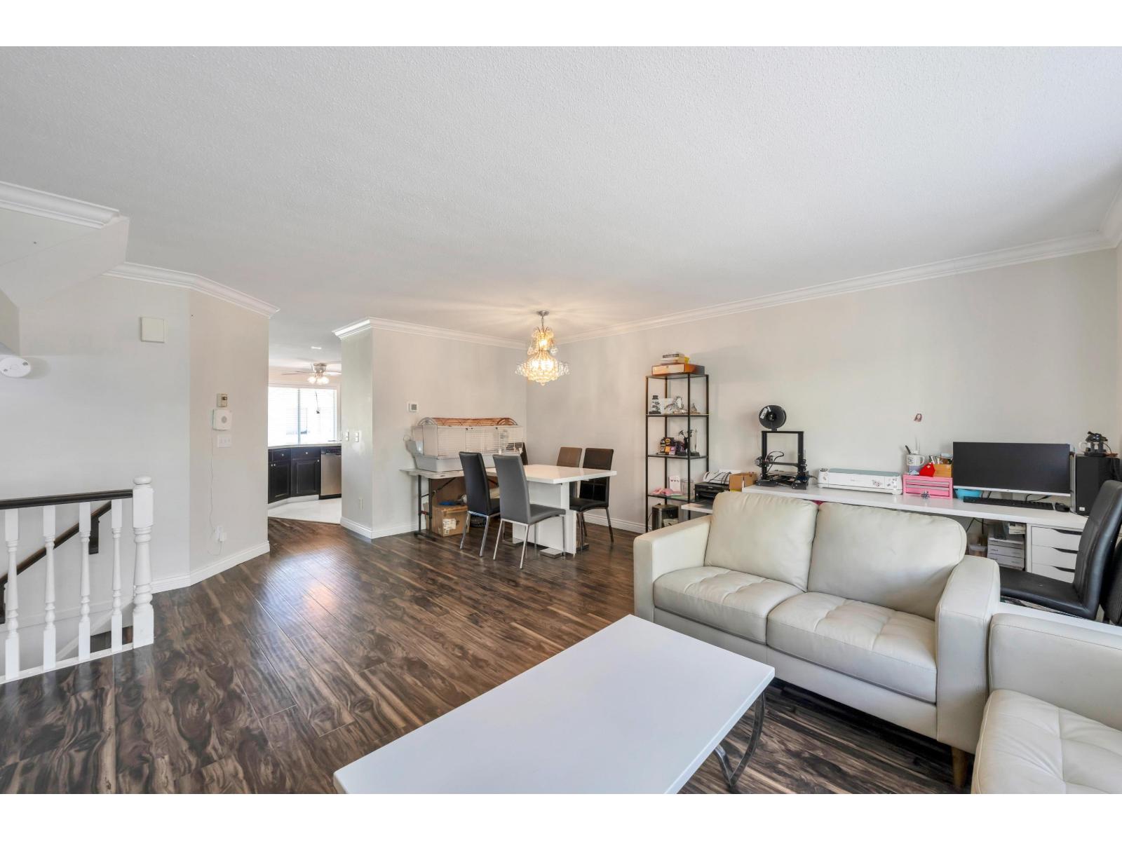 97 7955 122 Street Property Photo 15