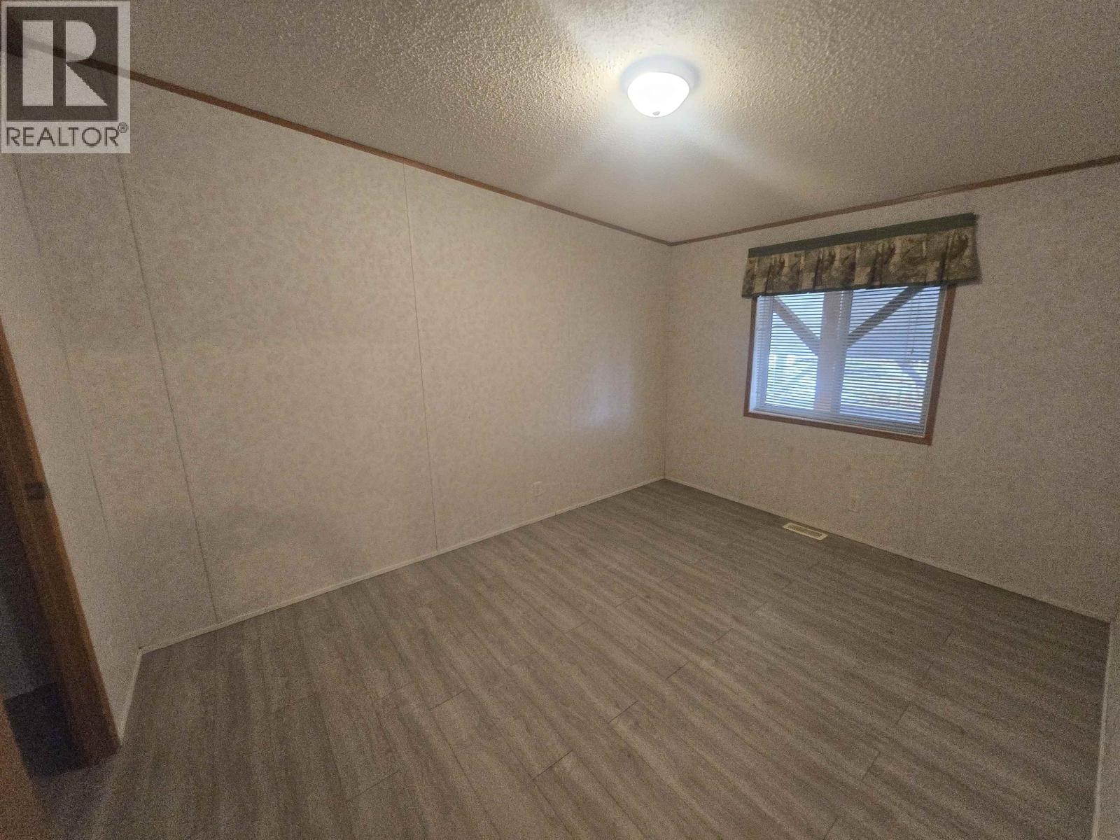 25 370 Westland Road Property Photo 18