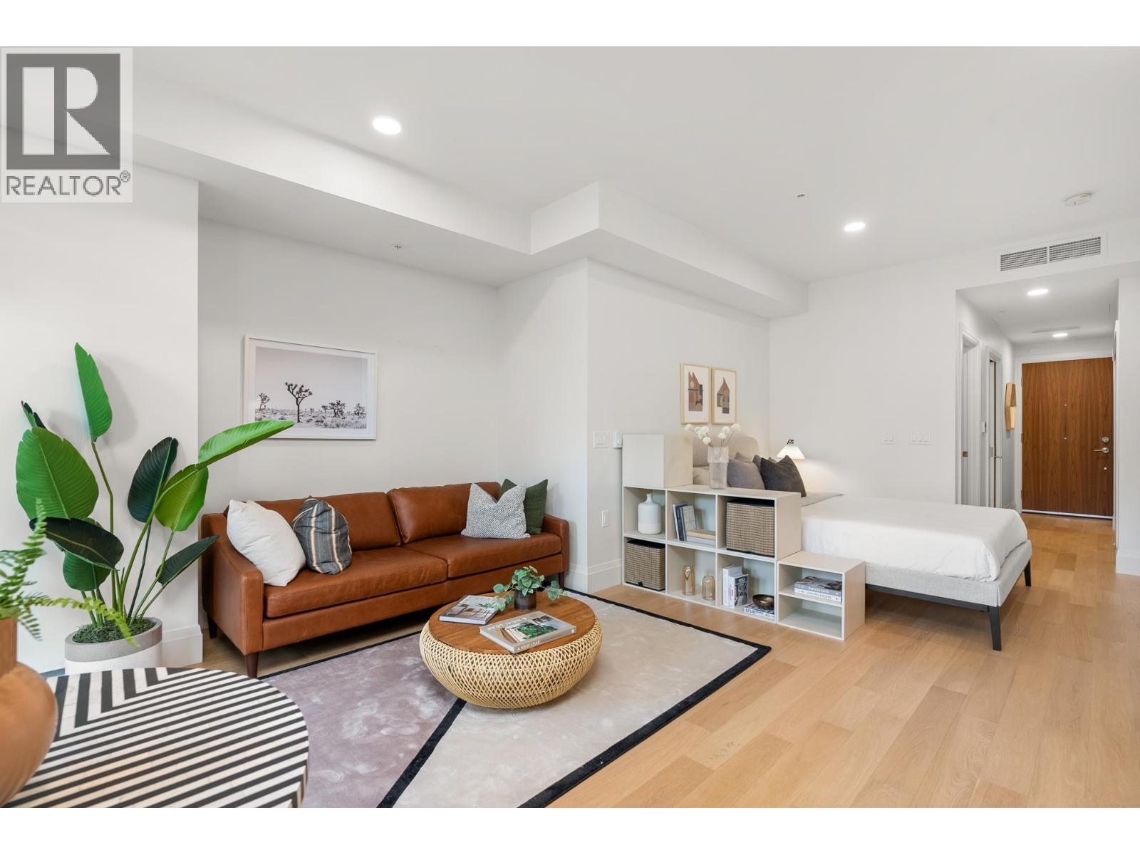 106 2550 Garden Drive Property Photo 4