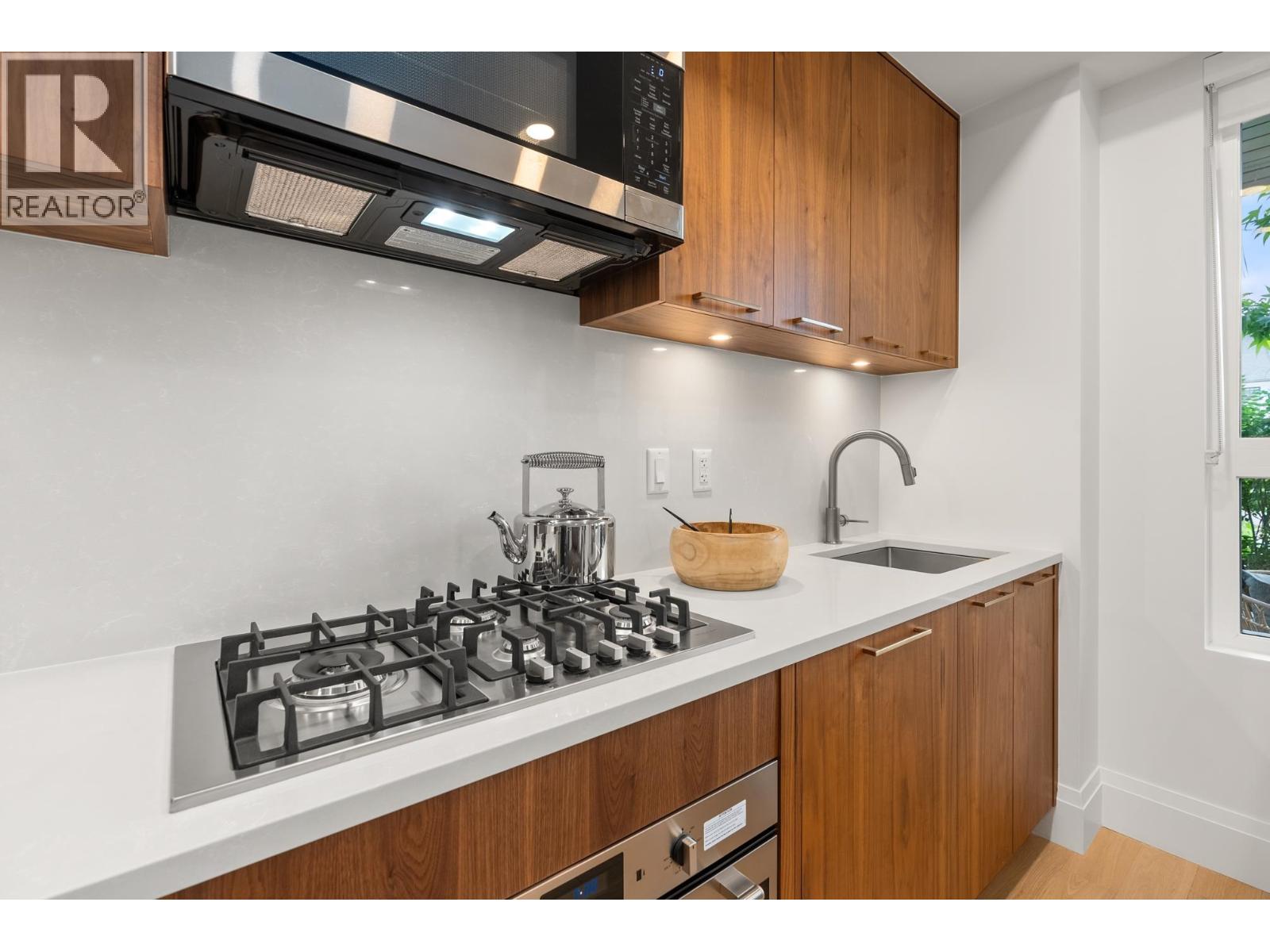 106 2550 Garden Drive Property Photo 10