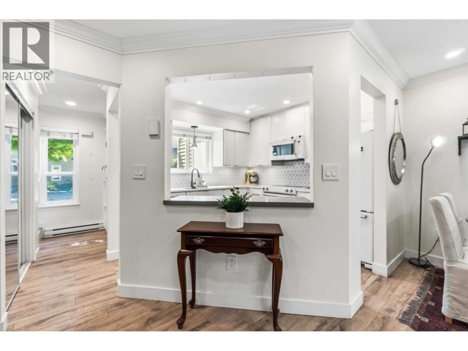 11 7400 Minoru Boulevard Property Photo 10