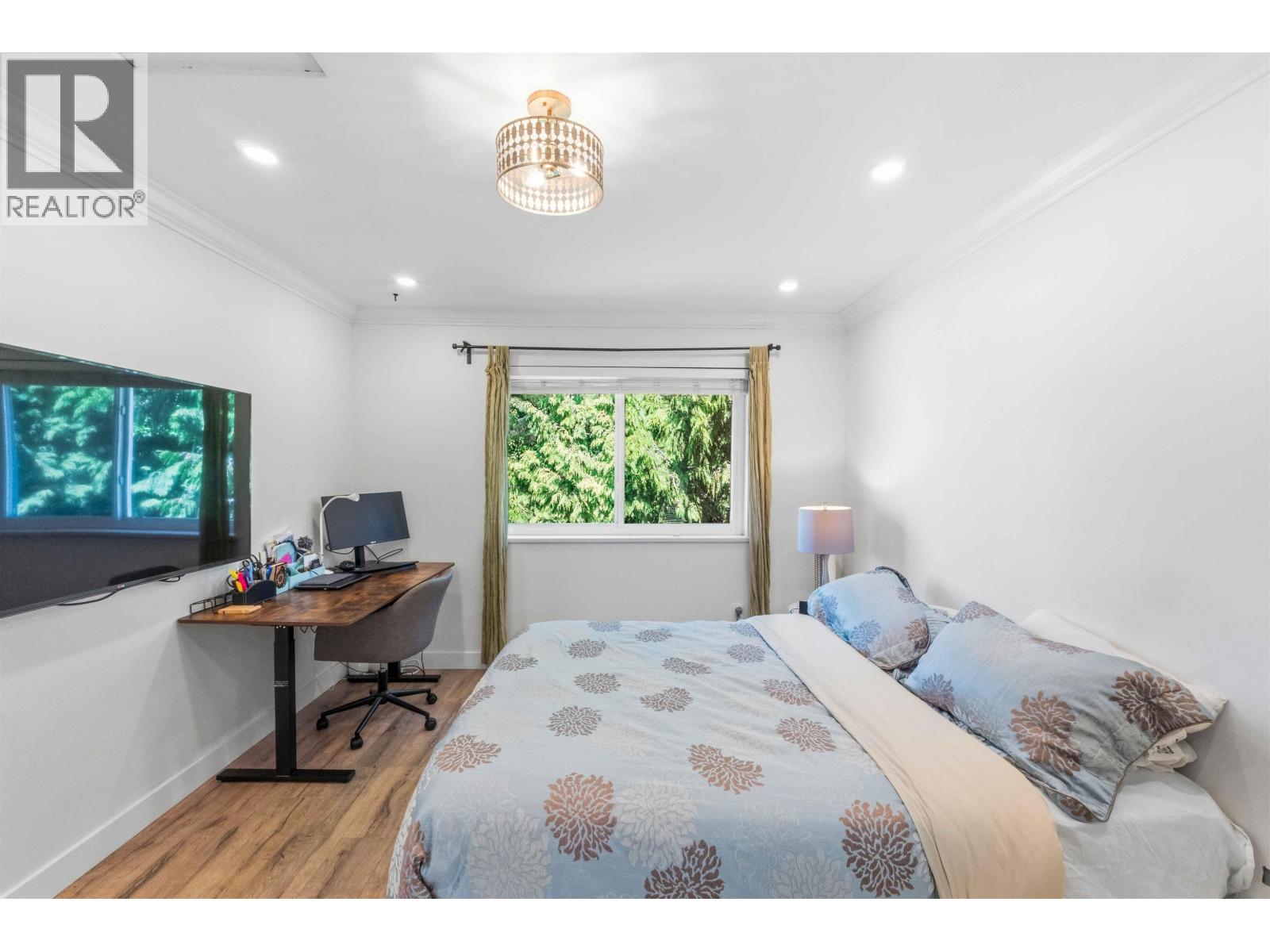 11 7400 Minoru Boulevard Property Photo 23