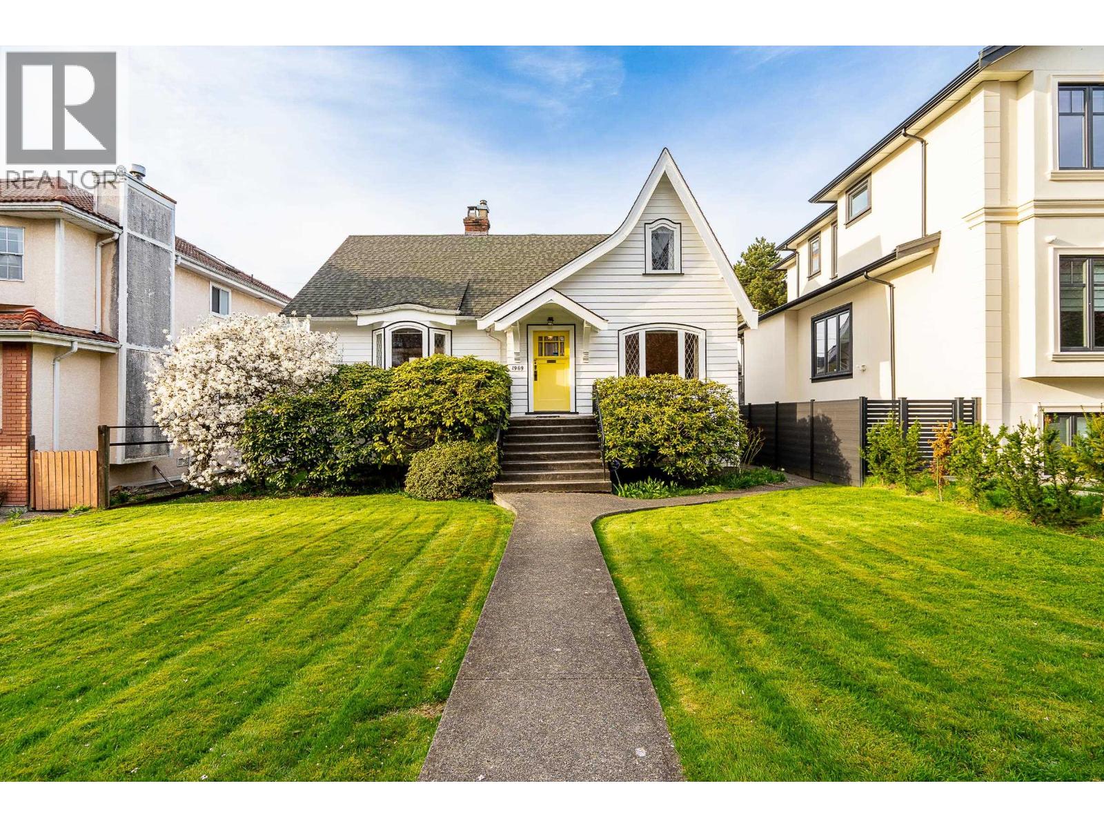 1969 W 43rd Avenue Property Photo 1