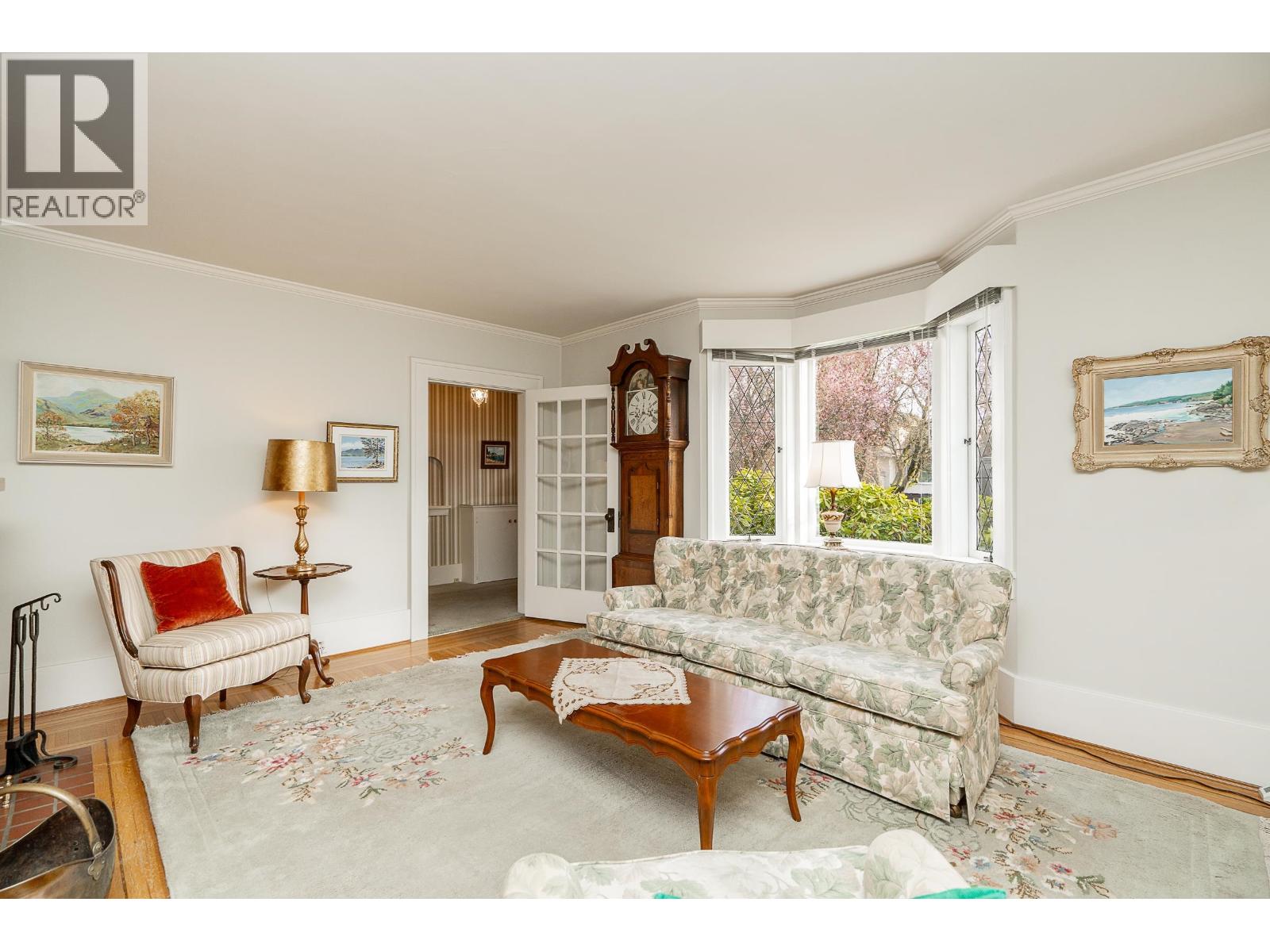1969 W 43rd Avenue Property Photo 5