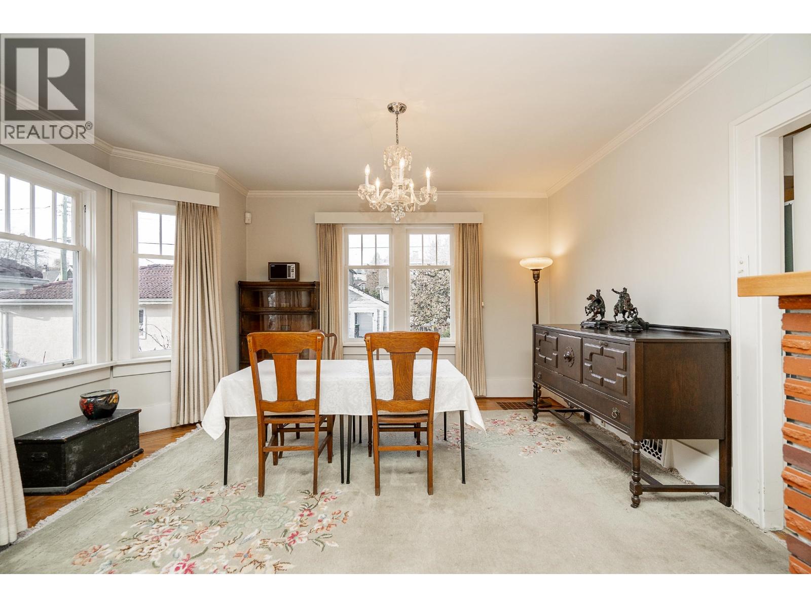 1969 W 43rd Avenue Property Photo 6