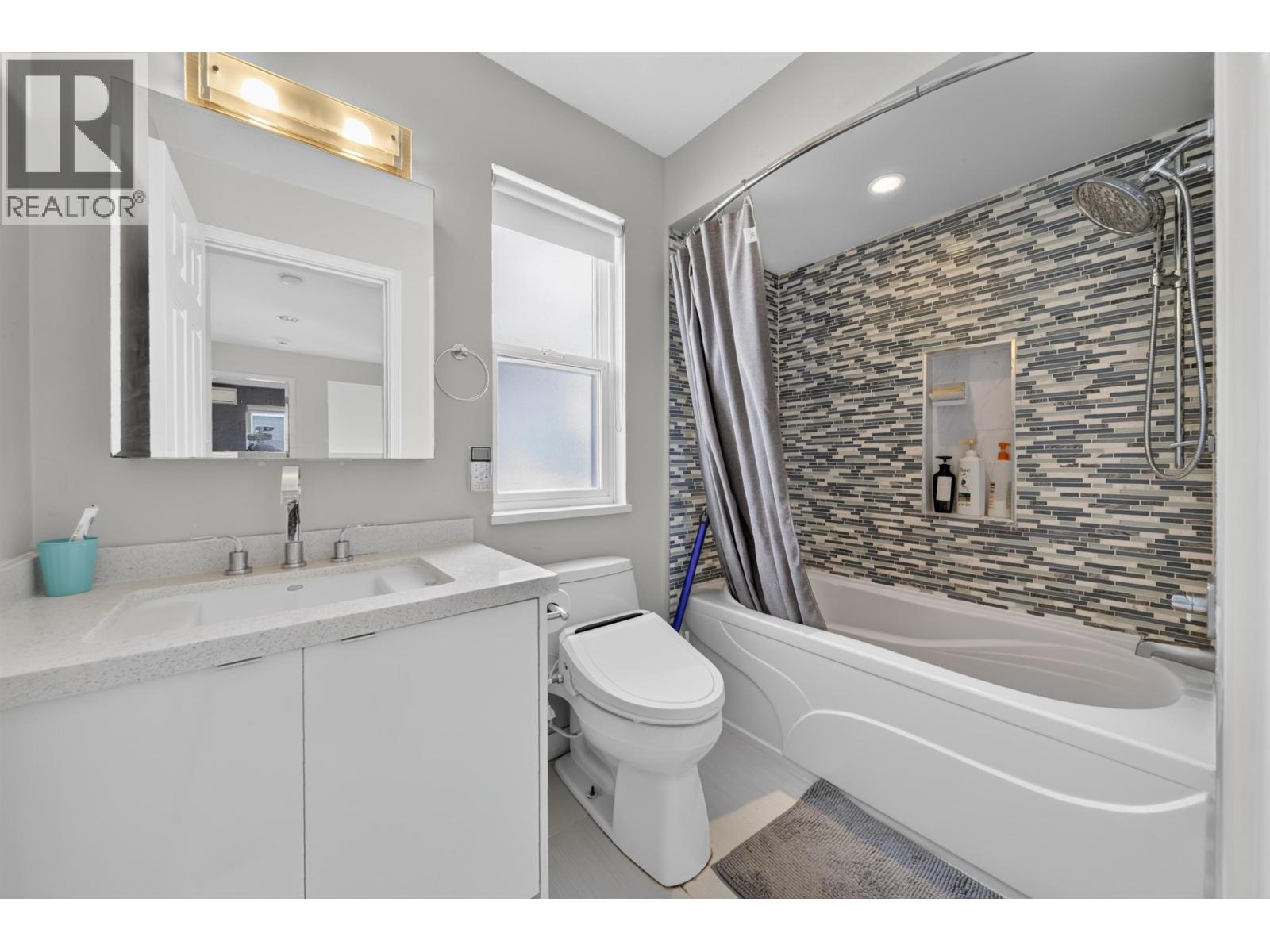 10360 Hall Avenue Property Photo 17