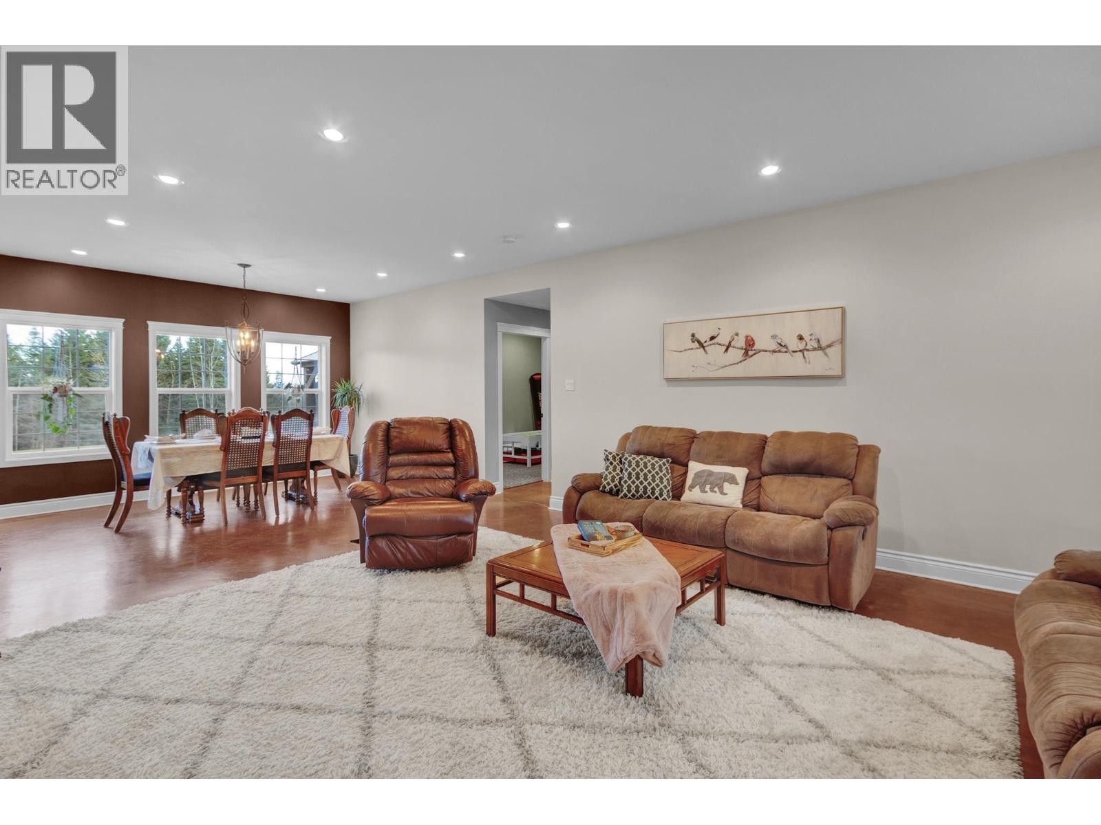 5226 Cranbrook Hill Road Property Photo 4