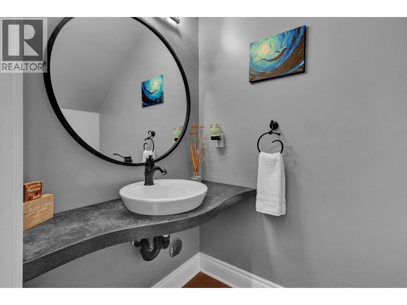 5226 Cranbrook Hill Road Property Photo 12