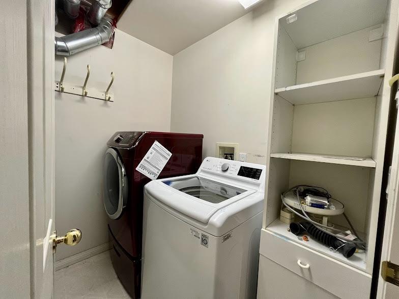 14852 57b Avenue Property Photo 17
