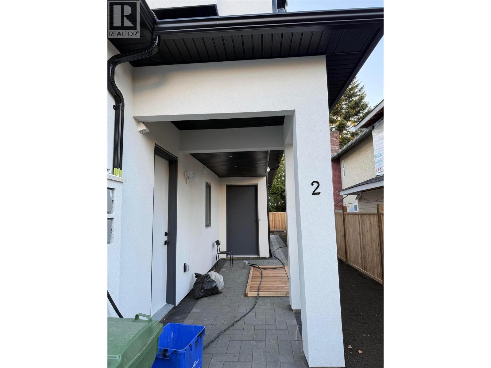 2 10111 Gower Street Property Photo 2