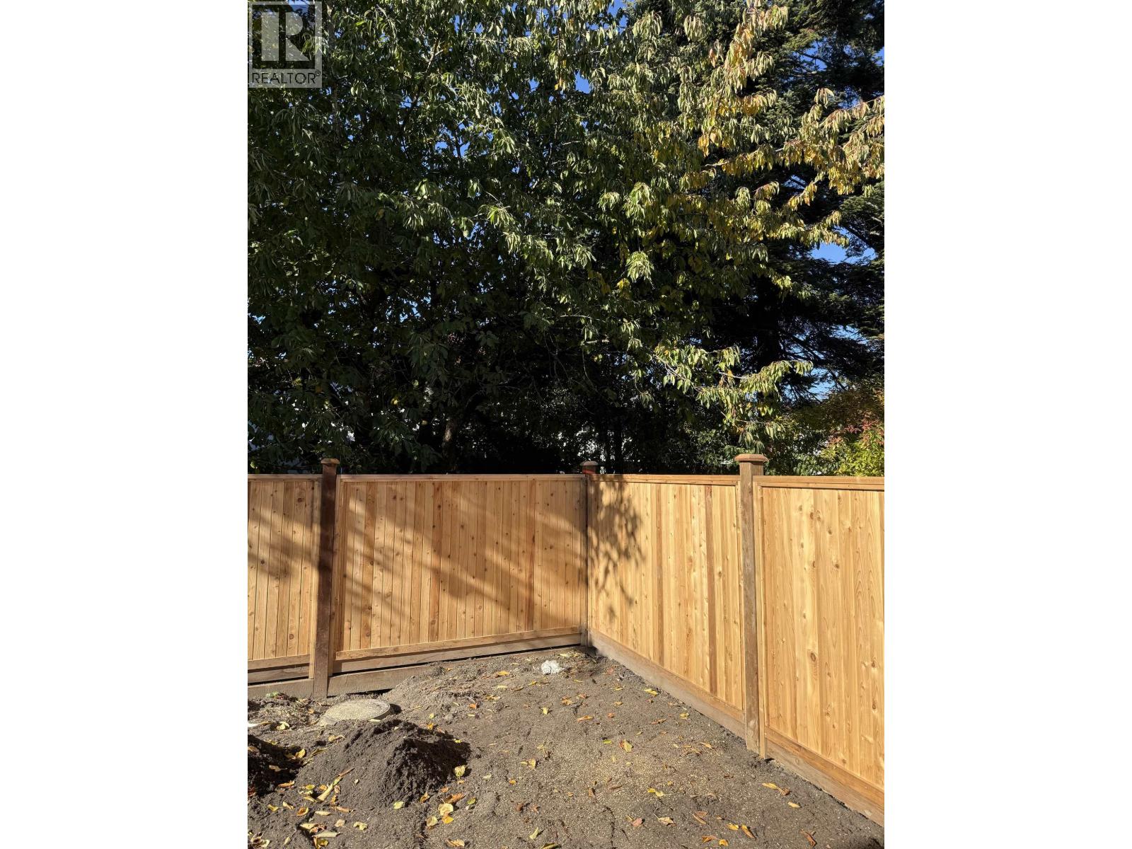 2 10111 Gower Street Property Photo 3