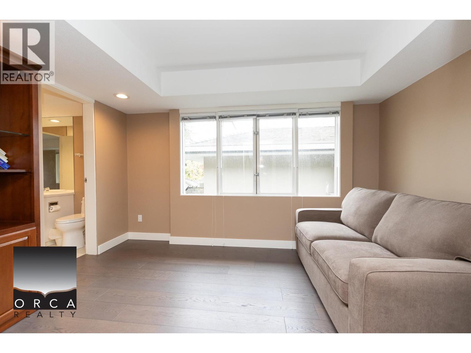 2424 Bellevue Avenue Property Photo 5