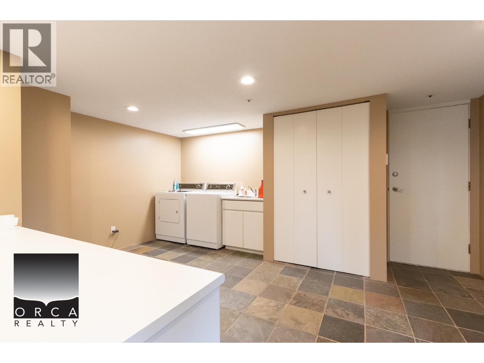 2424 Bellevue Avenue Property Photo 17