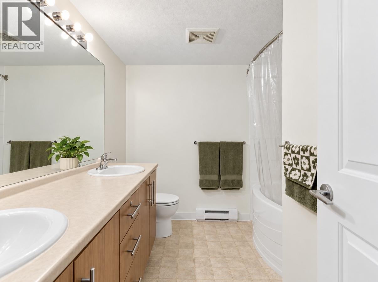 103 700 Klahanie Drive Property Photo 21
