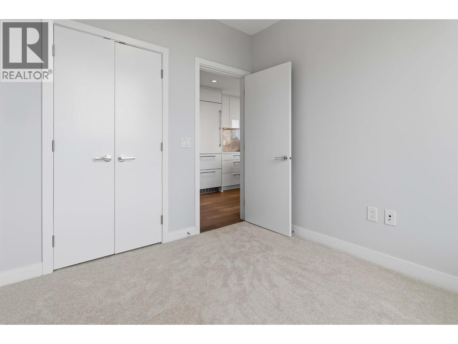 1002 5410 Shortcut Road Property Photo 21