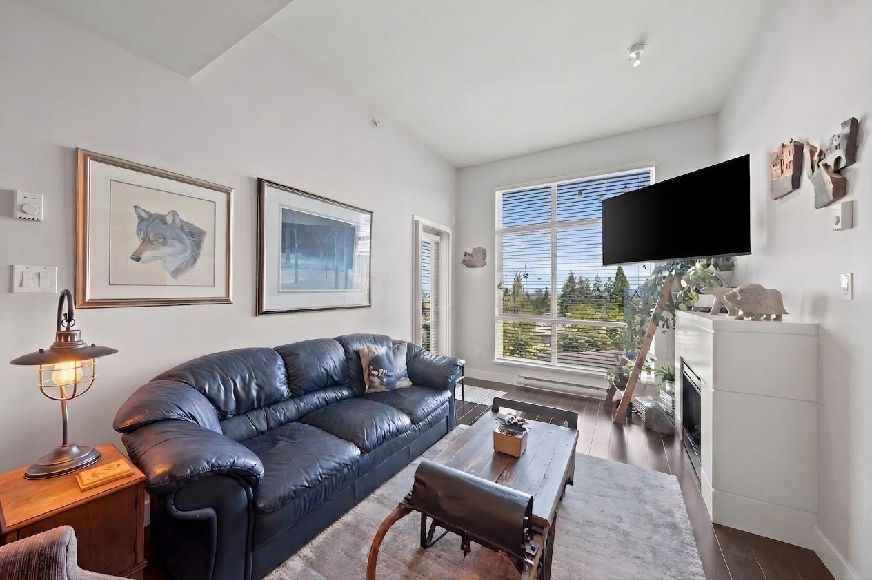 439 15850 26 Avenue Property Photo 7