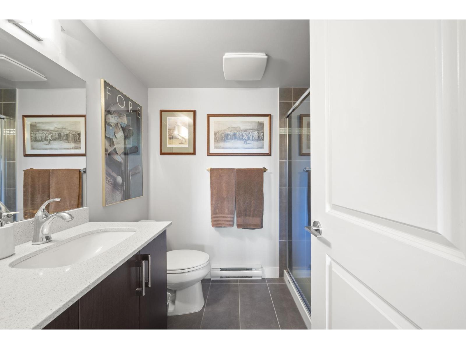 439 15850 26 Avenue Property Photo 12
