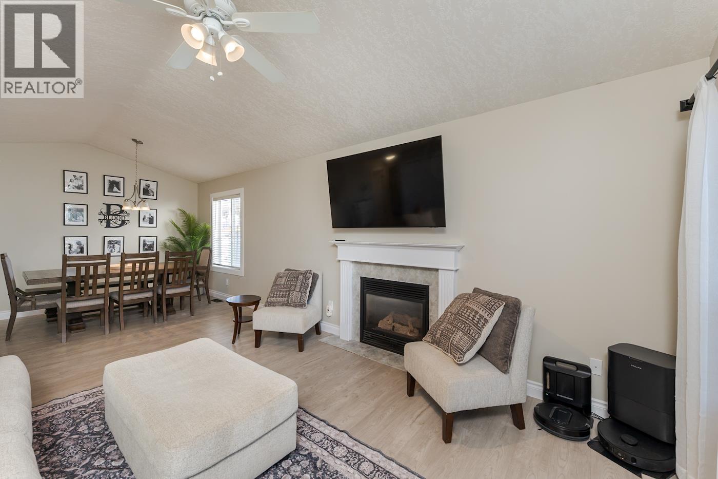 6459 Burkitt Road Property Photo 9