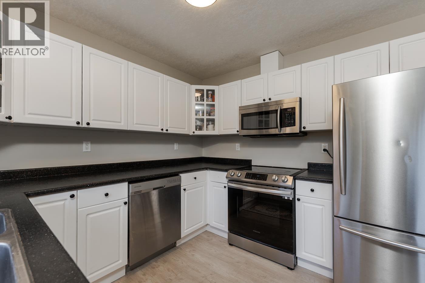 6459 Burkitt Road Property Photo 14