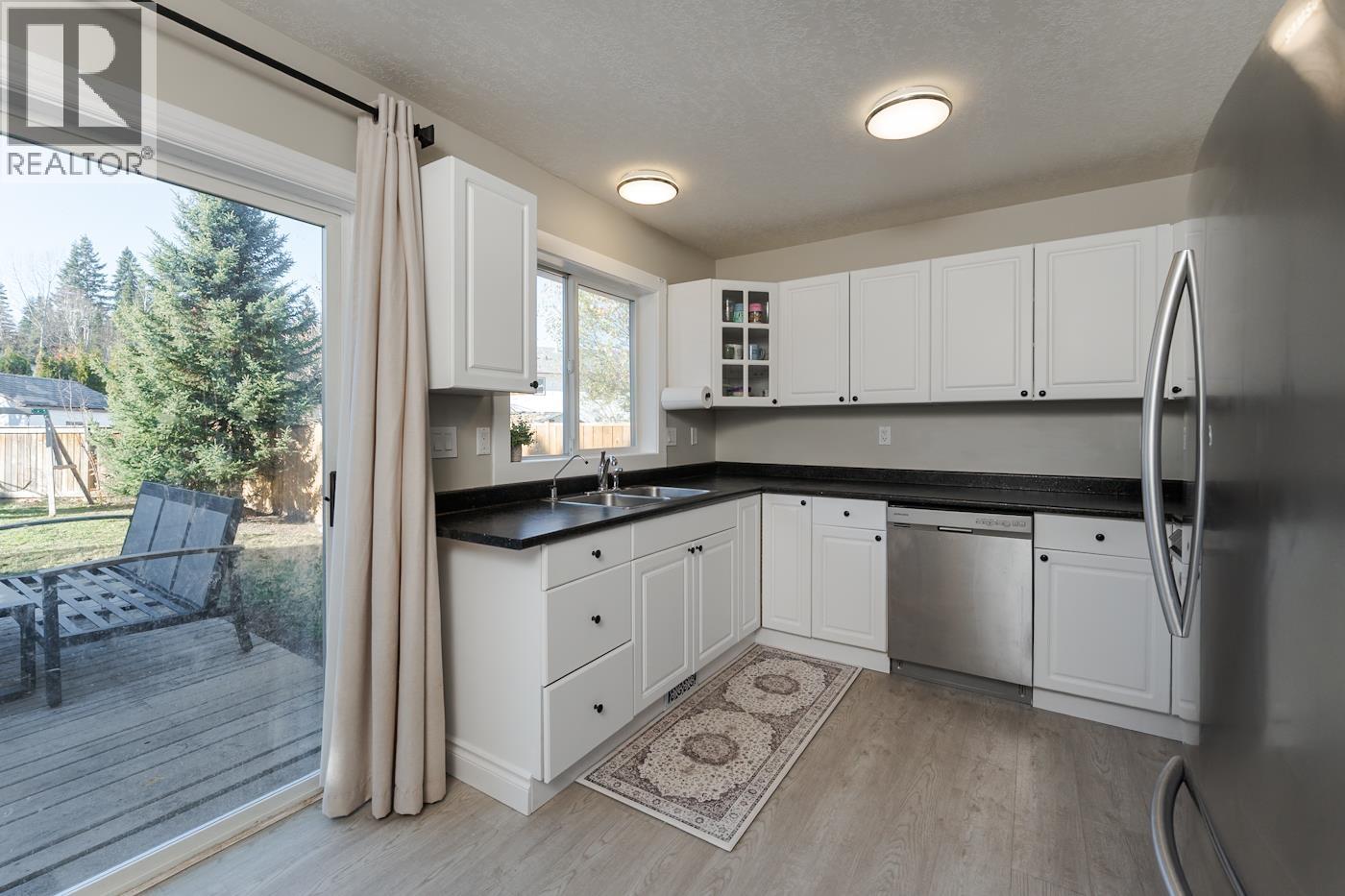 6459 Burkitt Road Property Photo 15