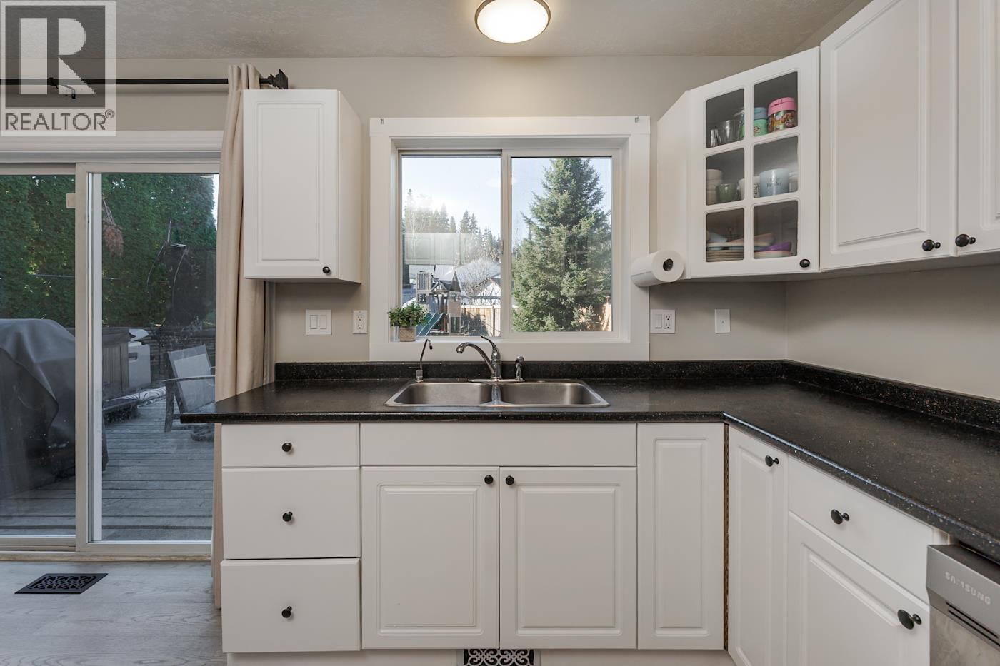 6459 Burkitt Road Property Photo 18