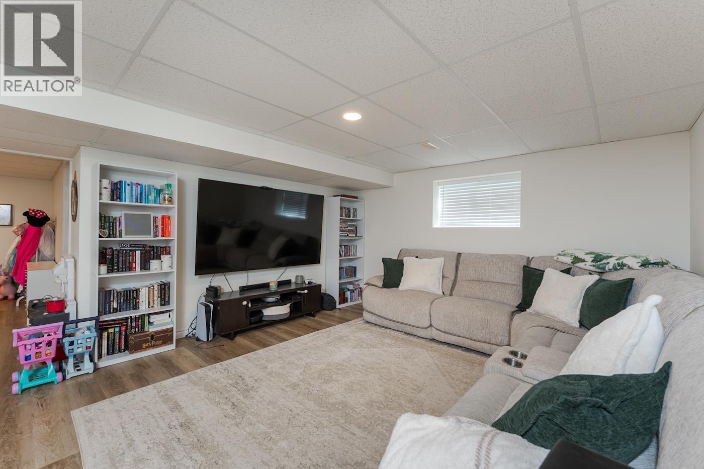 6459 Burkitt Road Property Photo 26