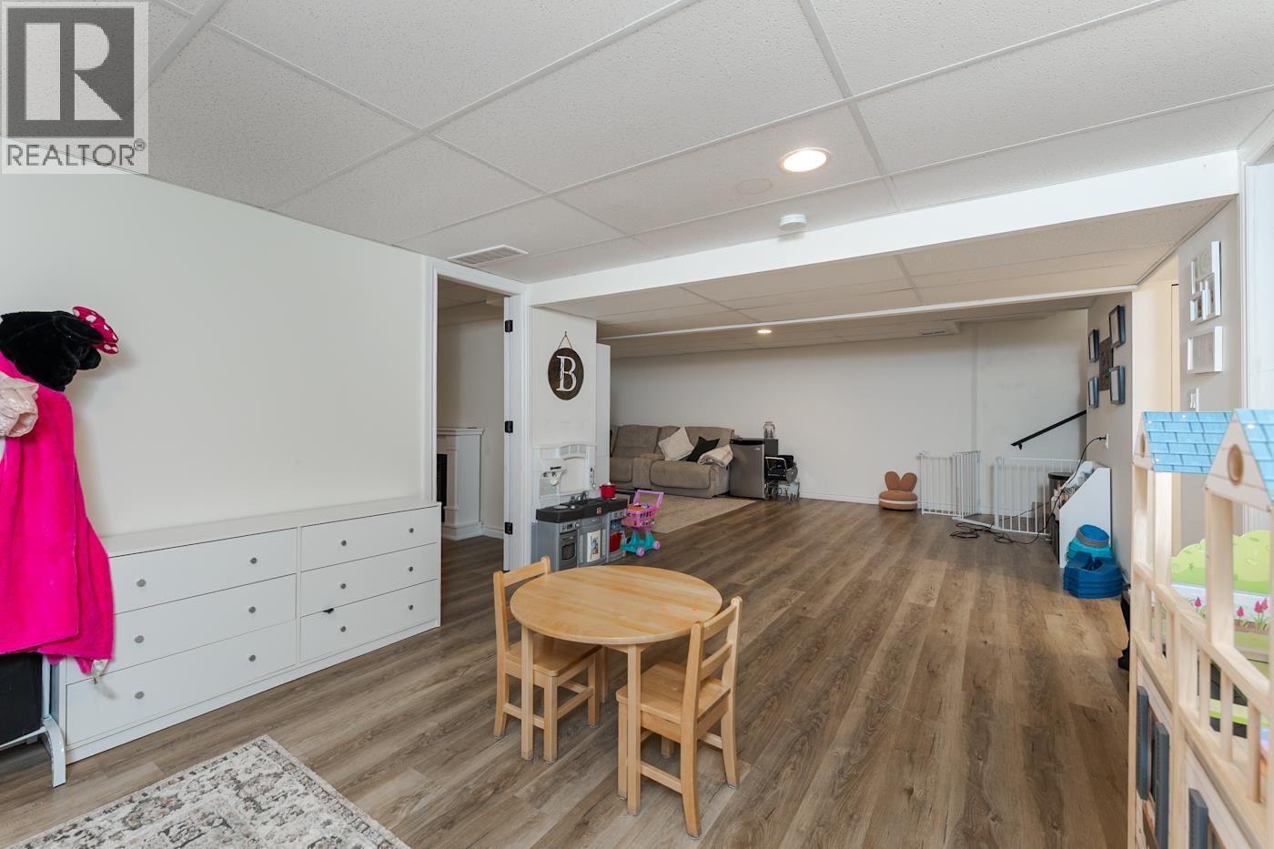 6459 Burkitt Road Property Photo 28