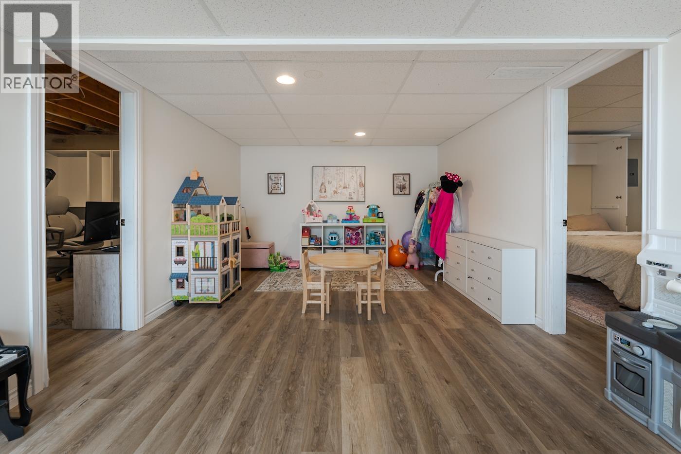 6459 Burkitt Road Property Photo 29