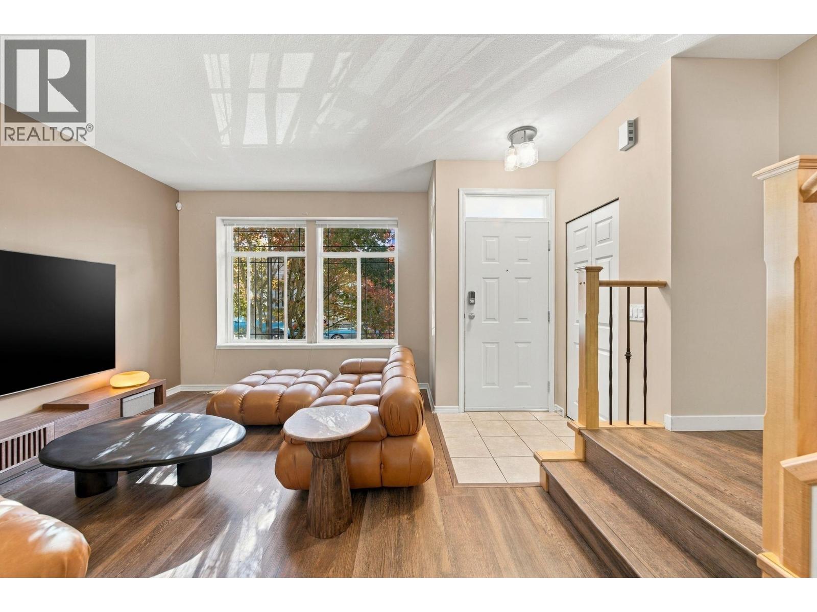 24115 102a Avenue Property Photo 3