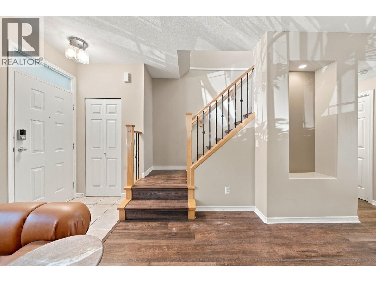 24115 102a Avenue Property Photo 4