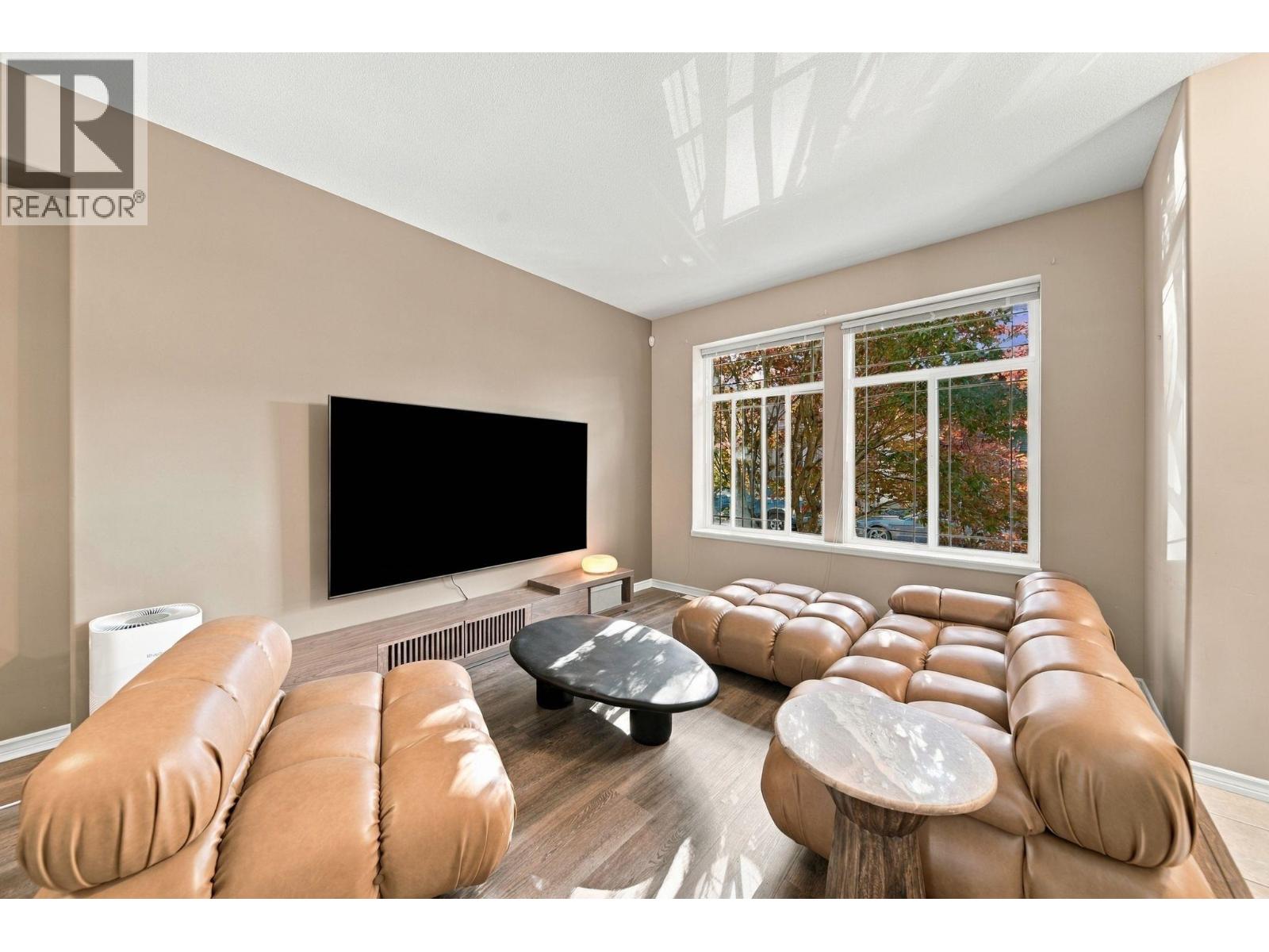 24115 102a Avenue Property Photo 6