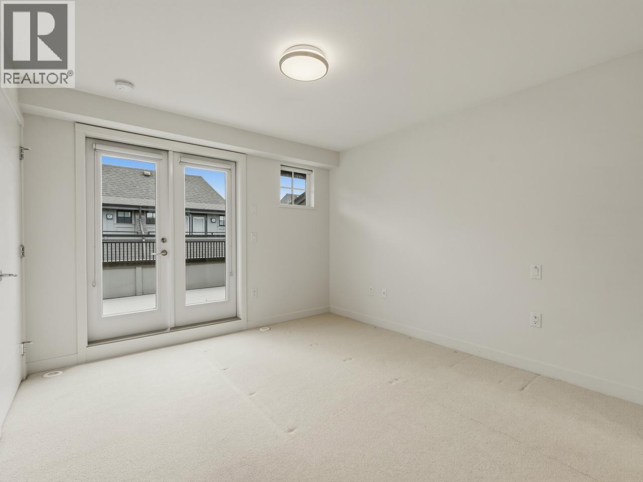 7891 Oak Street Property Photo 17