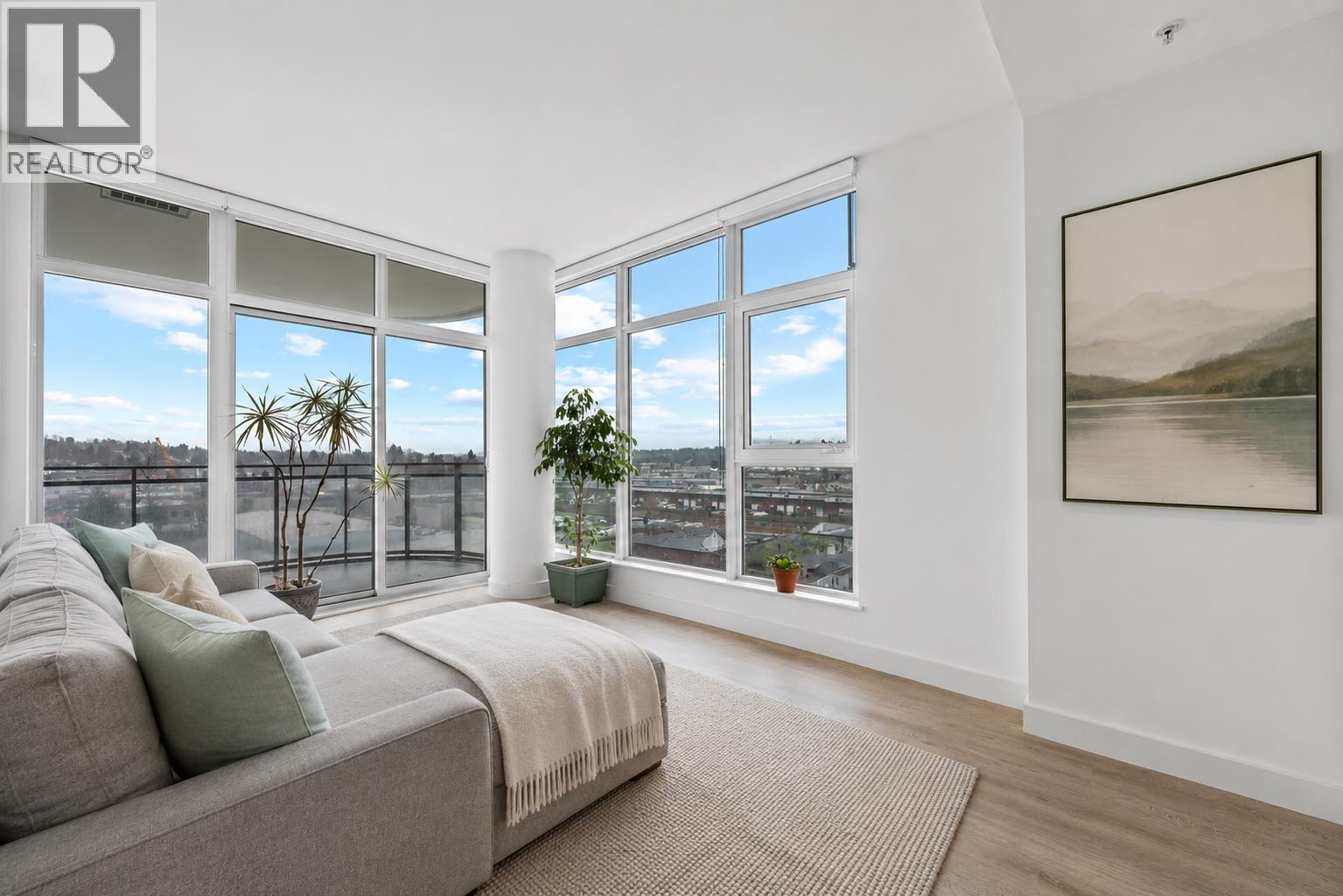 703 5333 GORING STREET Property Photo 1