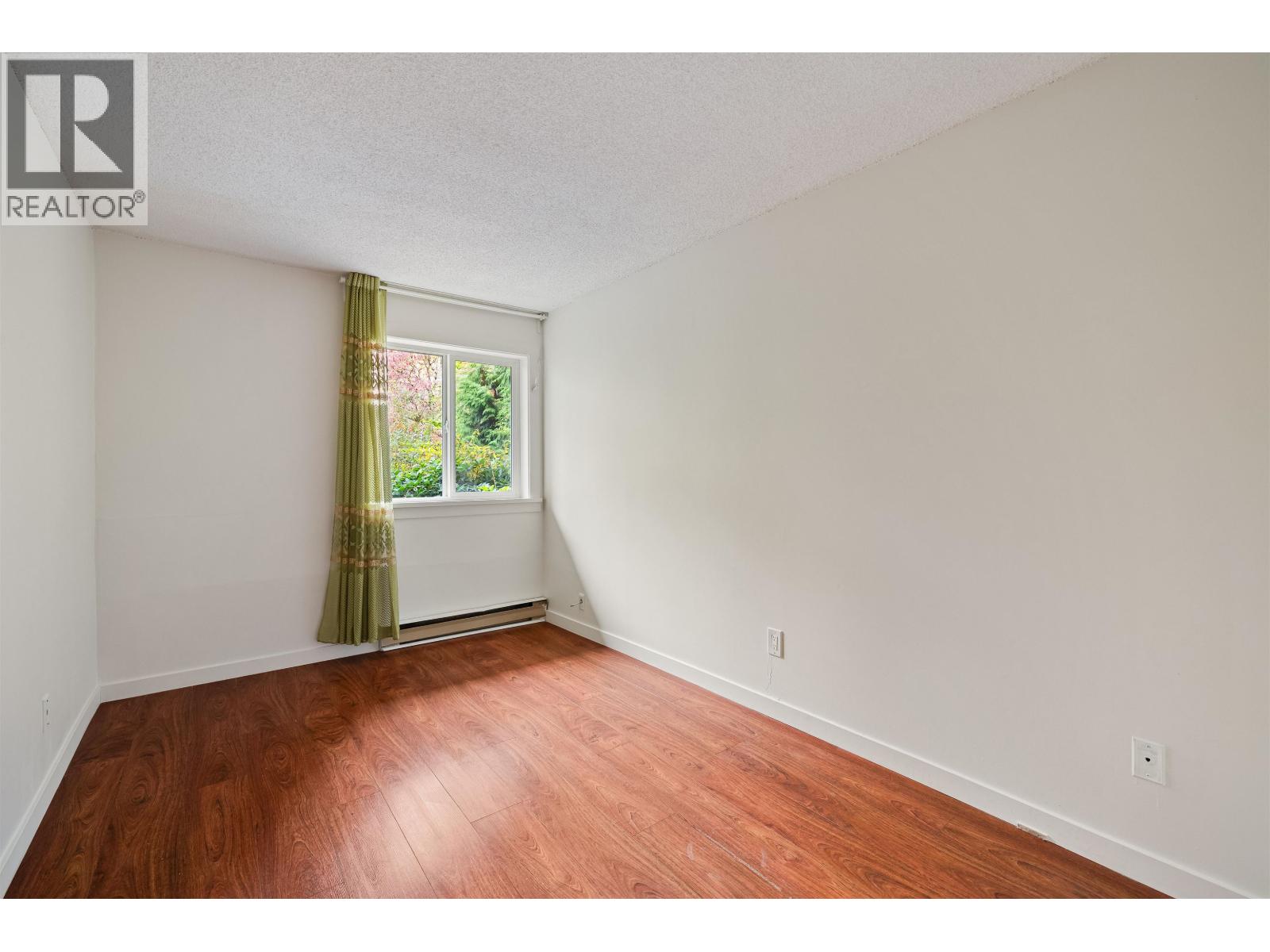 106 9880 Manchester Drive Property Photo 14