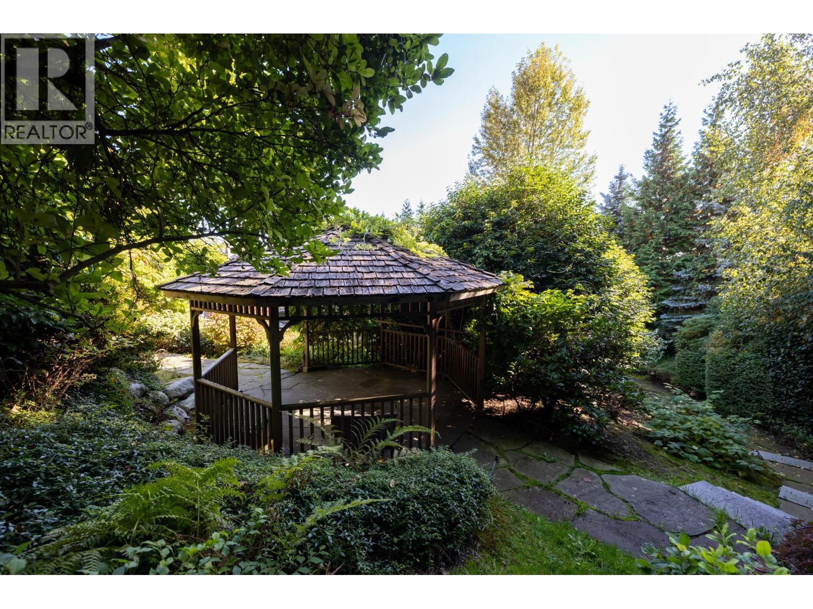 2743 Willoughby Road Property Photo 37