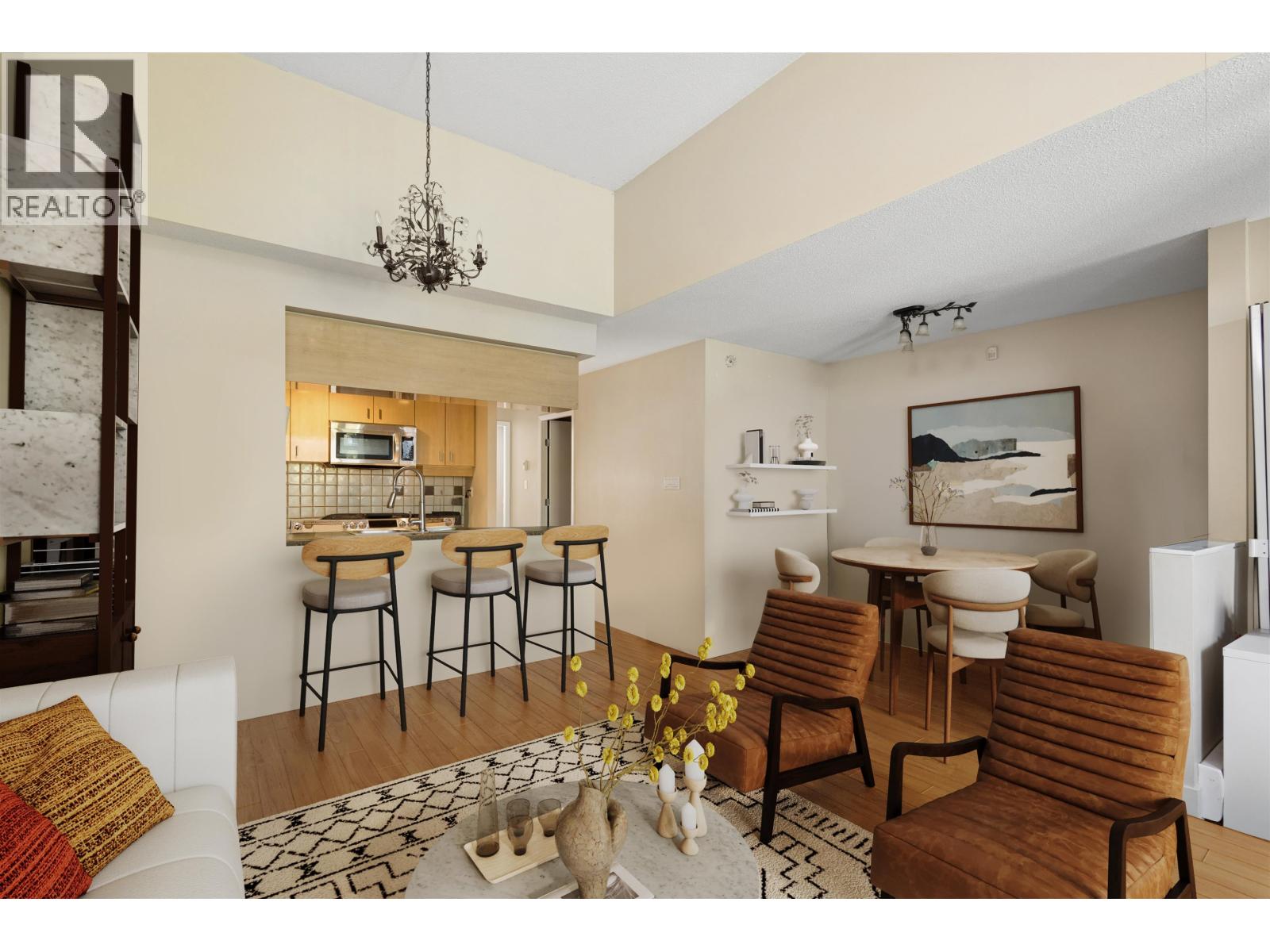 2p 1033 Marinaside Crescent Property Photo 7
