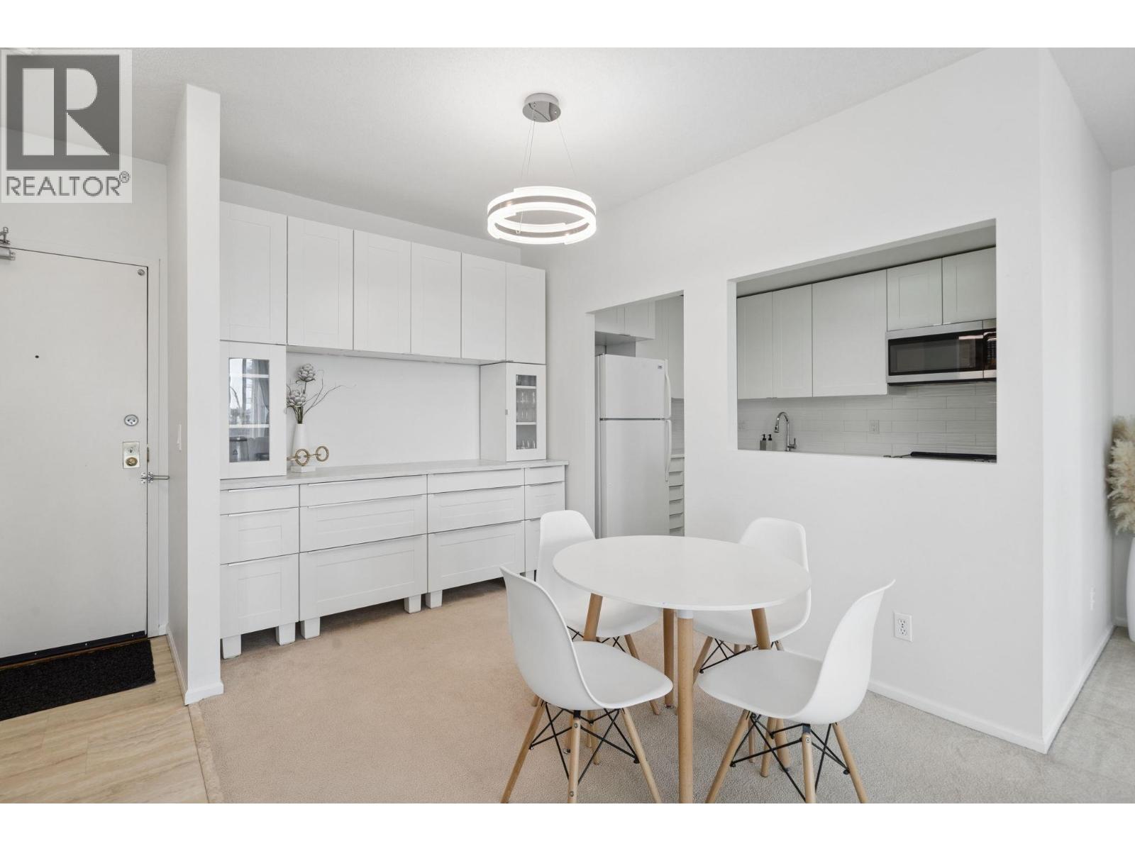 1705 6240 Mckay Avenue Property Photo 10