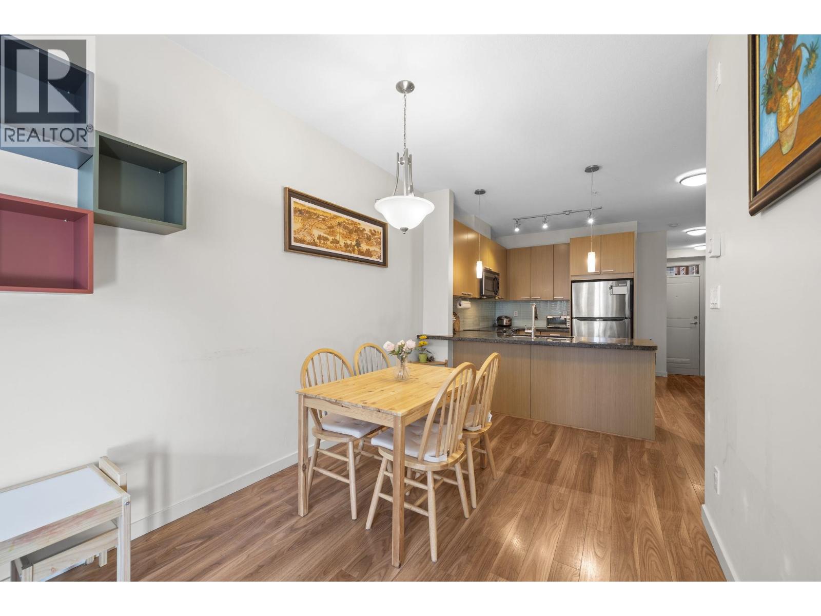205 5388 Grimmer Street Property Photo 10