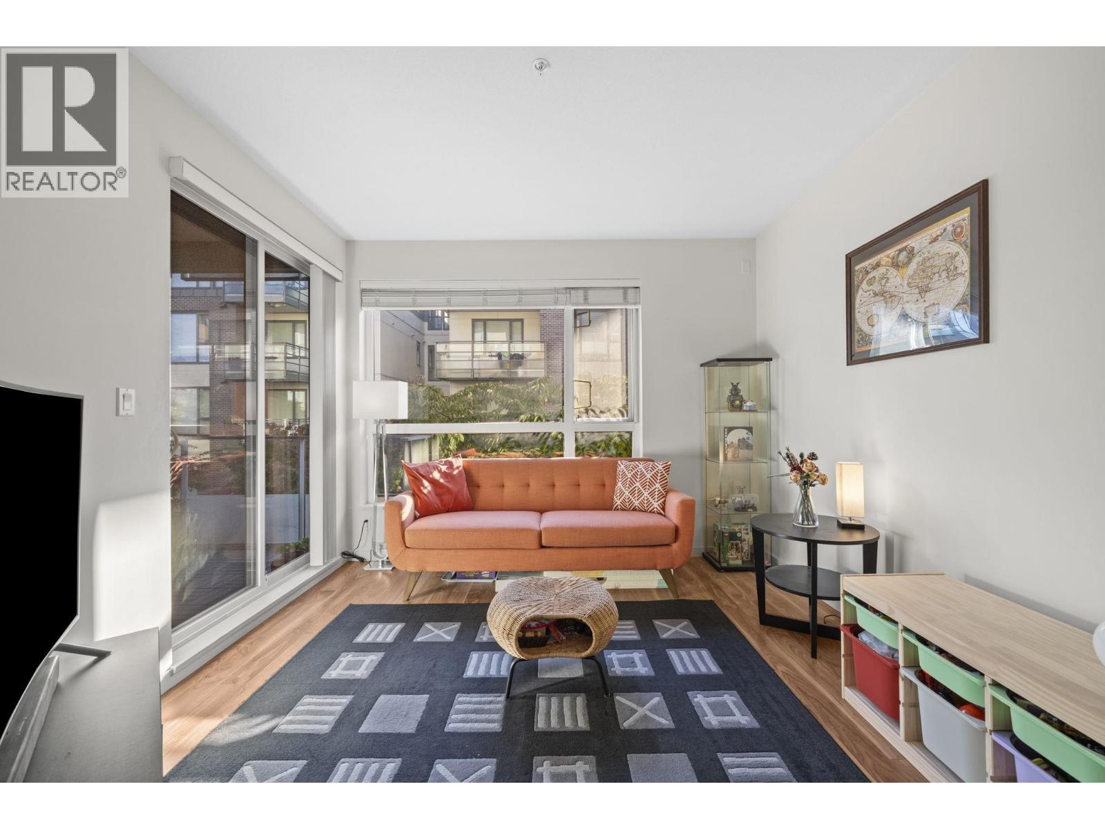 205 5388 Grimmer Street Property Photo 14