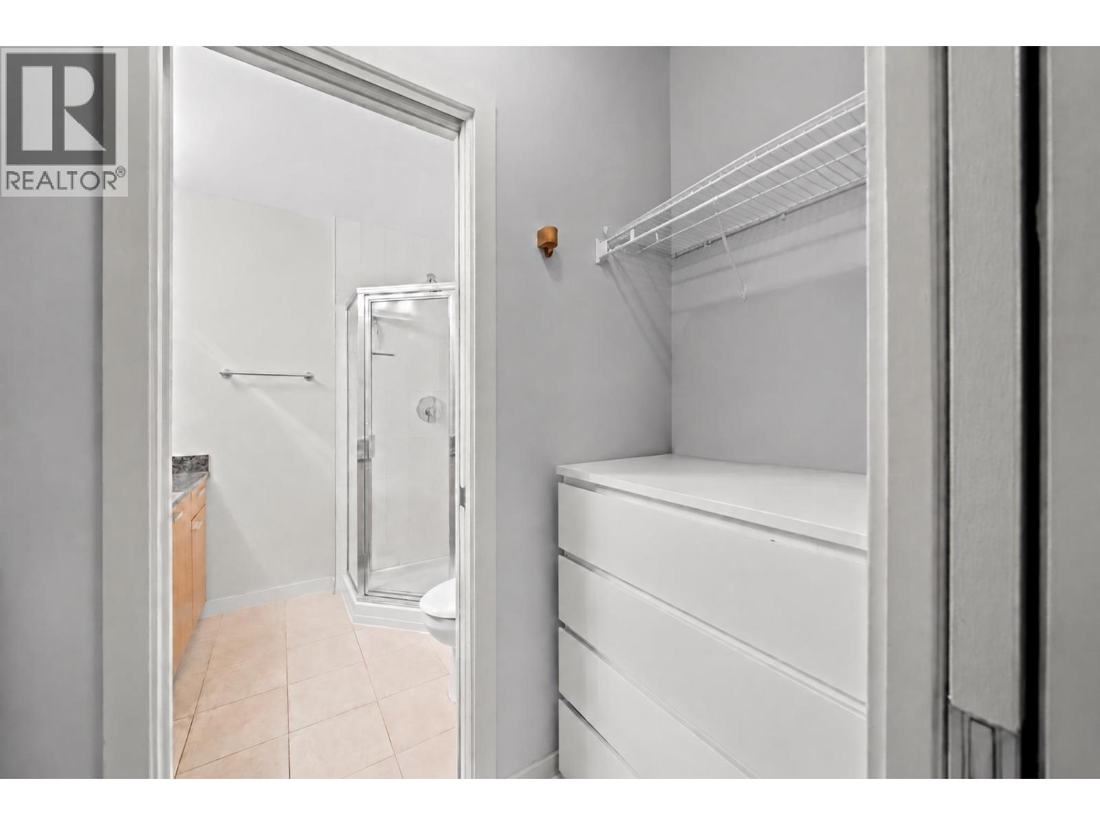205 5388 Grimmer Street Property Photo 18