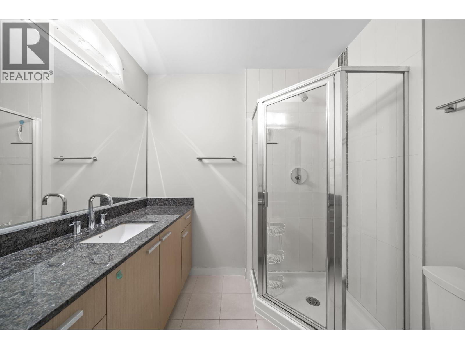 205 5388 Grimmer Street Property Photo 19