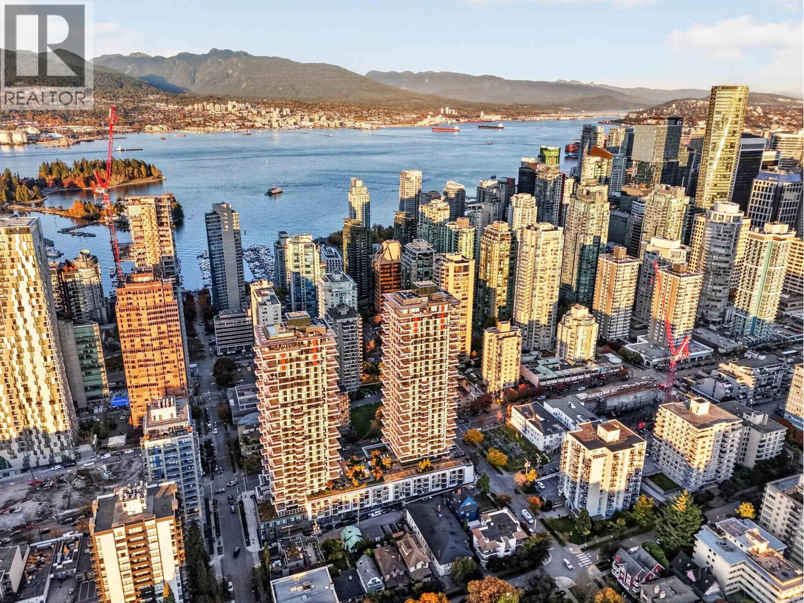 2601 1408 ROBSON STREET Property Photo 1