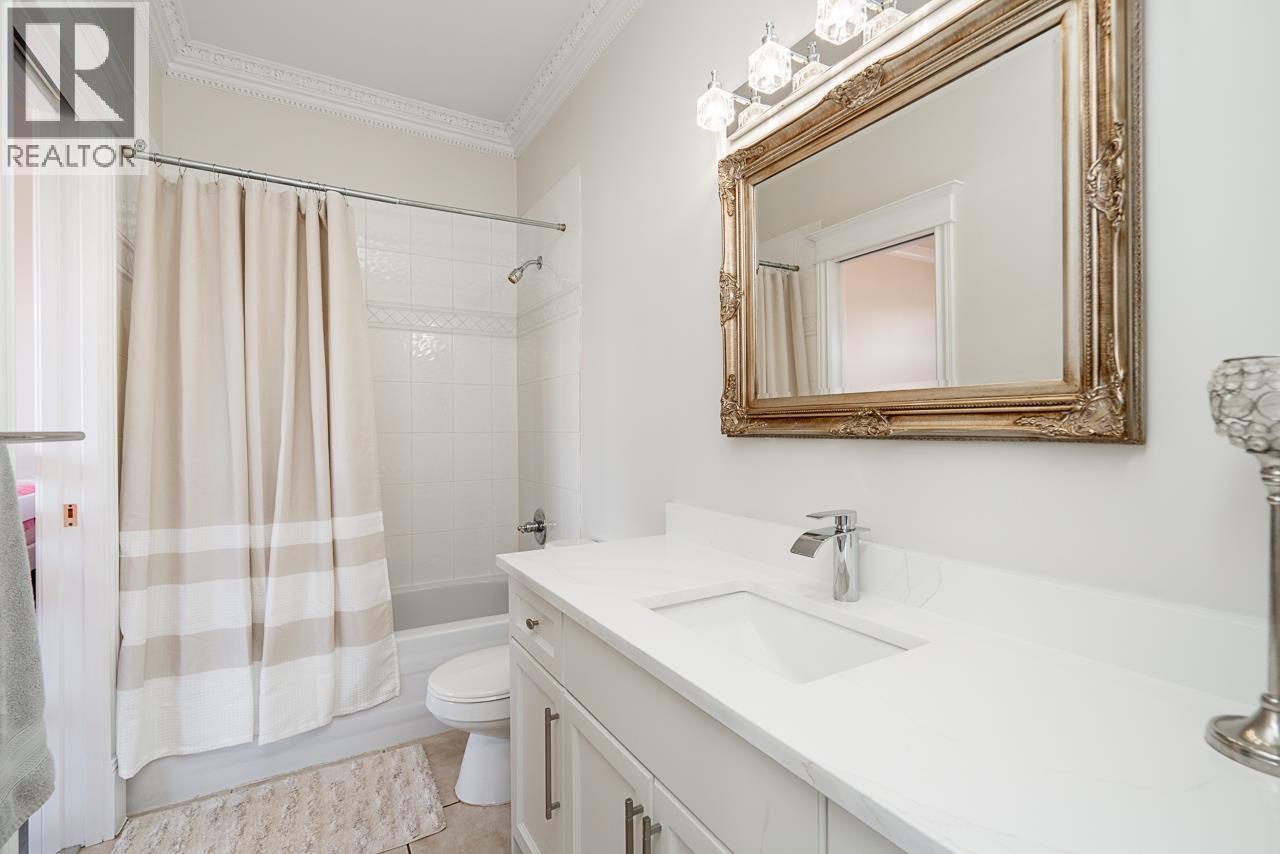 408 3176 Plateau Boulevard Property Photo 24